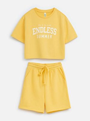 20214200016, Комплект детский для девочек ((1)футболка и (2)шорты)пижамные) Purim1 желтый, 60%Хлопок,40%ПЭ, 134